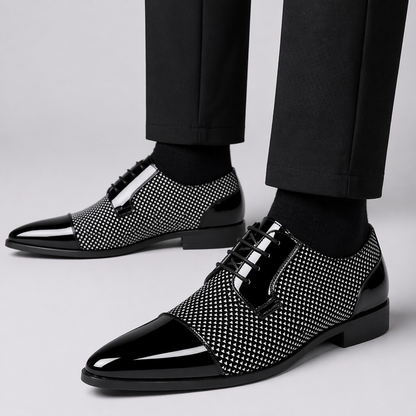 Zapatos Derby de Punta Charol