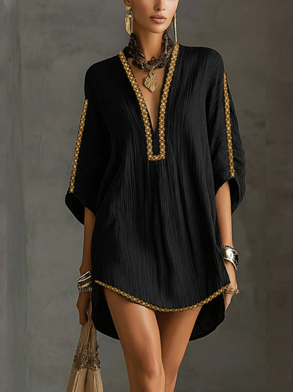 Mirella · Vestido Corto Negro con Escote en V Profundo