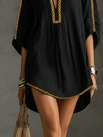 Mirella · Vestido Corto Negro con Escote en V Profundo