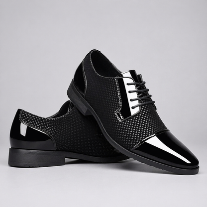 Zapatos Derby de Punta Charol
