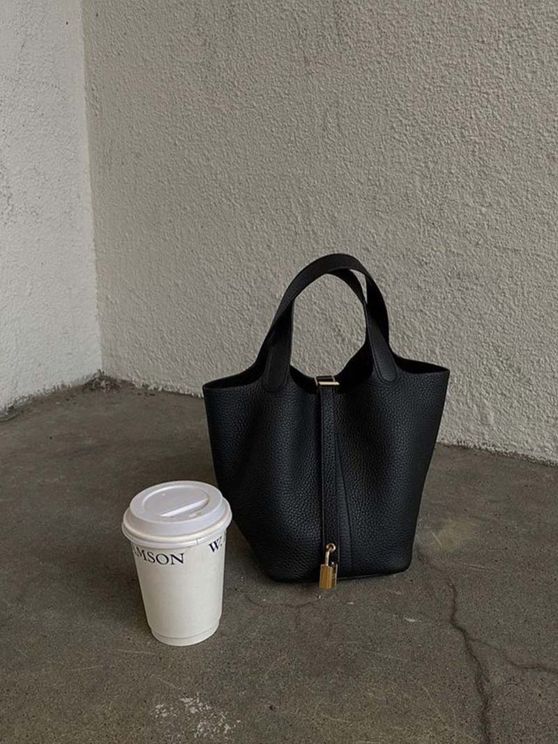 Amanda · Bolso Premium