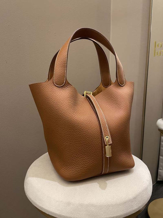 Amanda · Bolso Premium