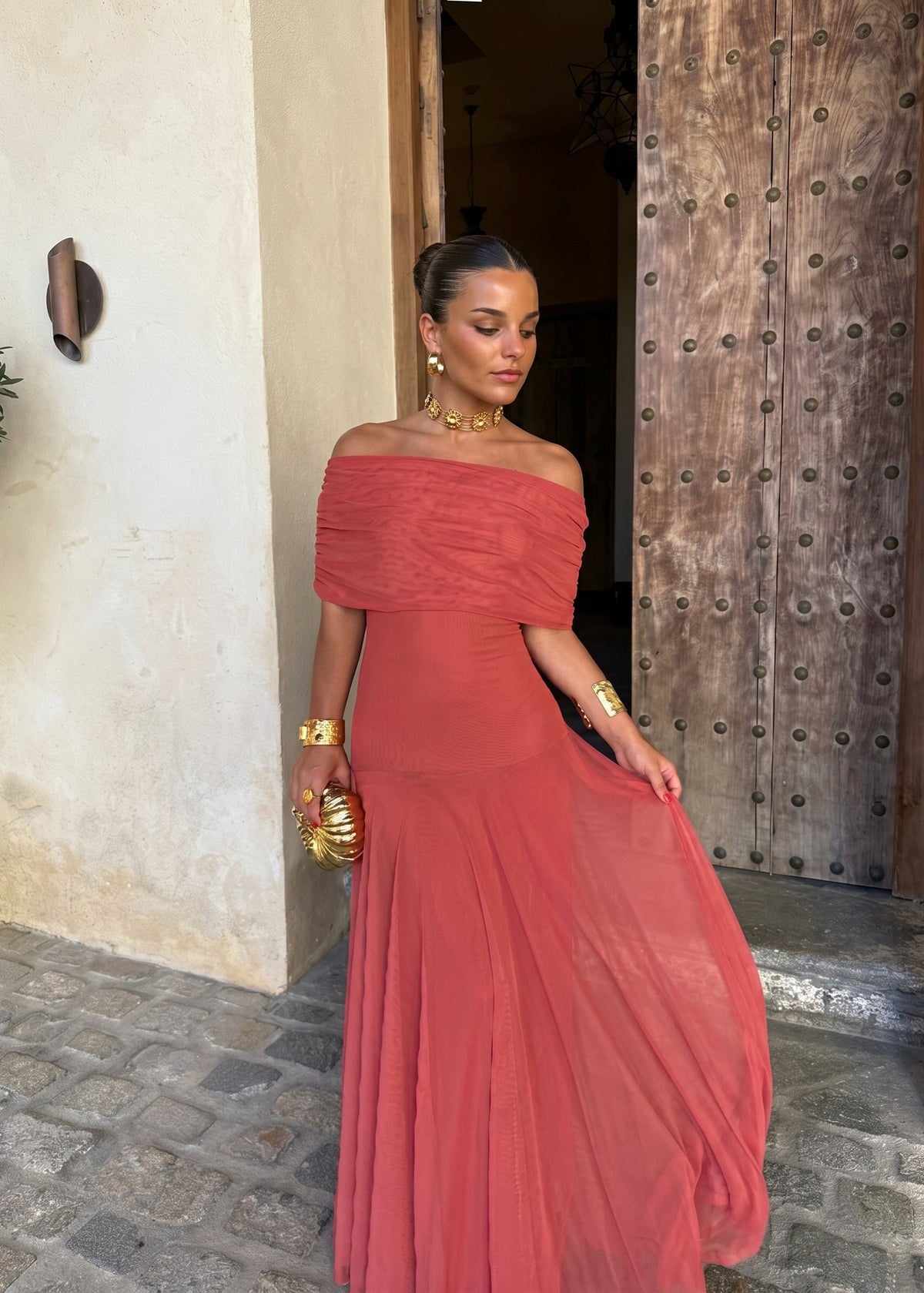 Toledo | Vestido Asimétrico de Fluidez y Estilo