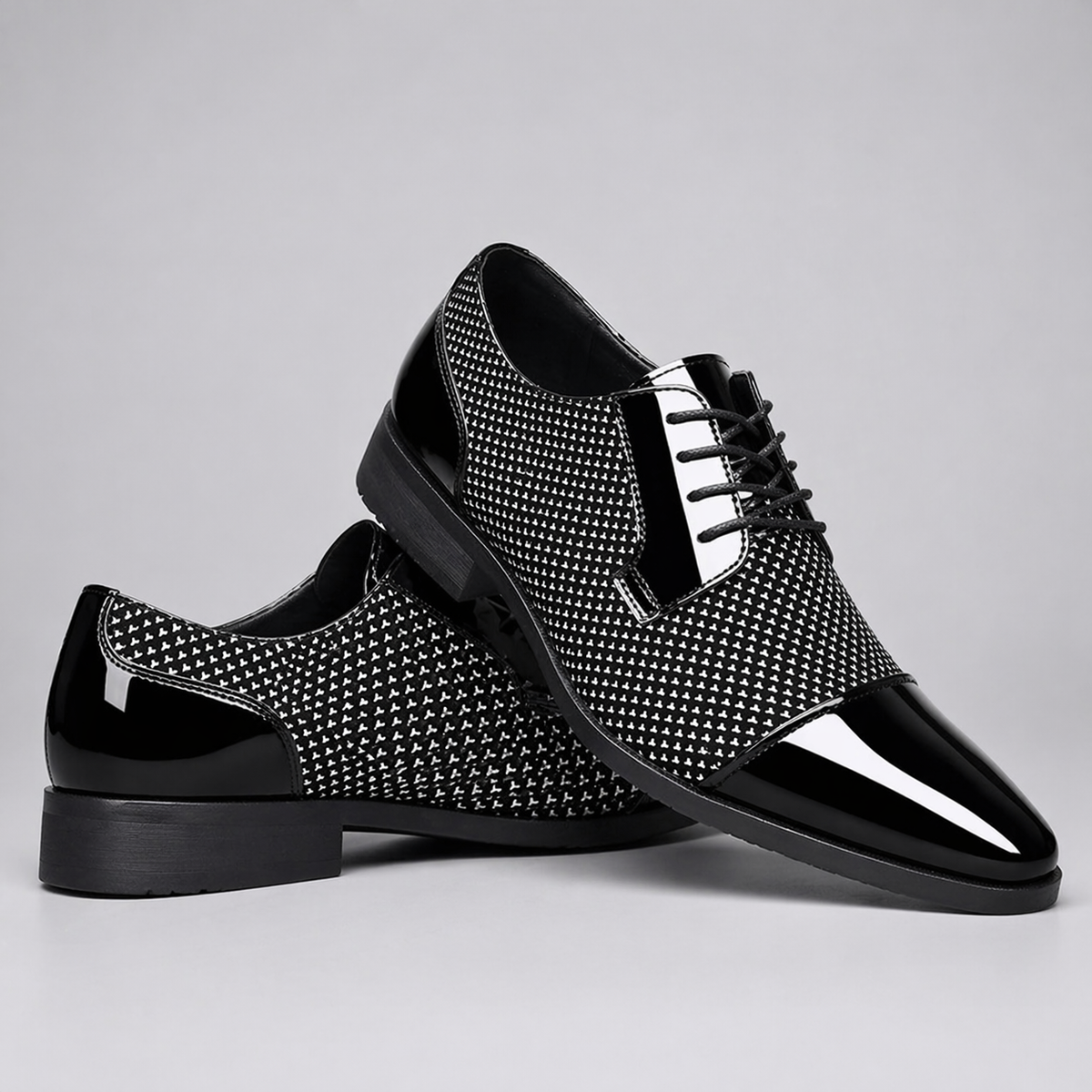 Zapatos Derby de Punta Charol