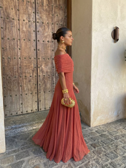 Toledo | Vestido Asimétrico de Fluidez y Estilo